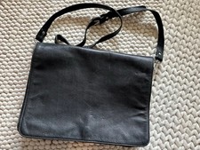 Schwarze Leder Handtasche