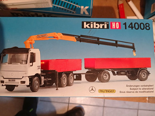 Kibri 14008 mercedes benz lkw - mercedes-benz,