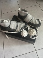 Exklusive Chanel Sneakers, neu