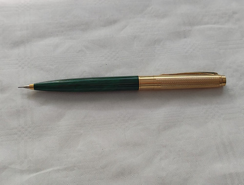 Pelikan celebry d590 - ​pelikan,