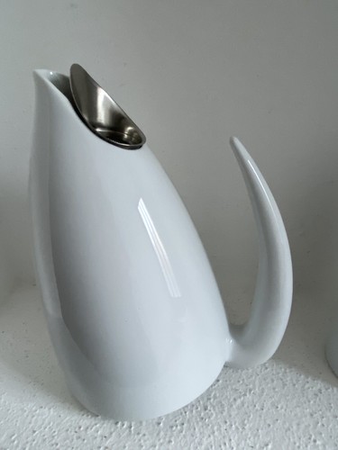 Alessi tendentse teapot - tendentse,
