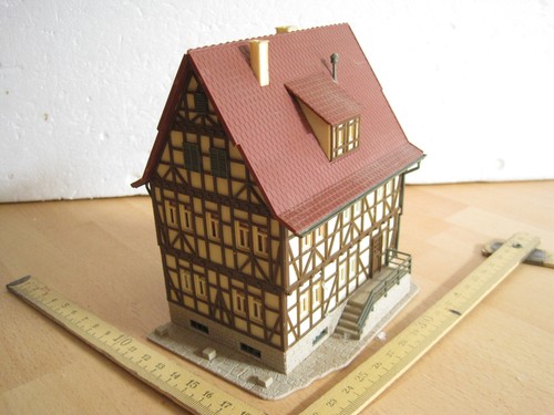 Fachwerk mit aufgang spur - fachwerk,
