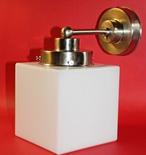 Wandlampe BAUHAUS KUBUS WÜRFEL Designleuchte Entwurf 1930 W.G. Kostka Opalglas