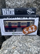Holzeisenbahn Anhänger S42  S-Bahn  Modell  Eisenbahn