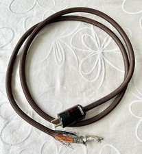 Oyaide p-079e Netzstecker &