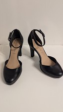 Schwarze pumps mit fußbett - schwarze,