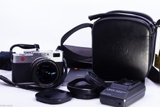 Leica Digilux 2 digital camera