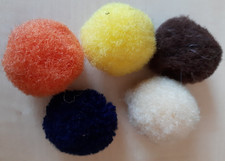 25 Bommel Pompons 3cm Plüsch