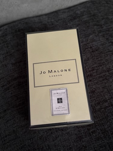Malone oud begamot eau - &,