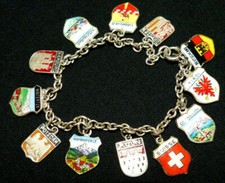 Altes Bettelarmband mit 12
