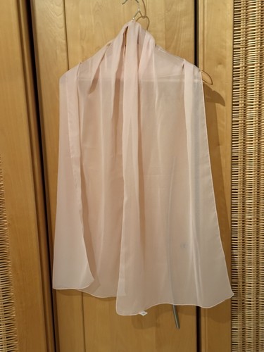 Leicht transparenter