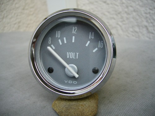 Vdo voltmeter anzeige - 12,
