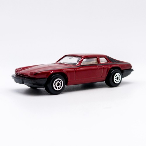 Maisto jaguar v12 - jaguar, xj-s