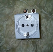 Einbau Steckdose für Verteilung Hutschiene Zähler Schrank Verteiler 16A Lindner