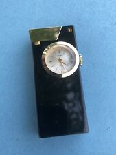 Feuerzeug mit Uhr Lever S. Kocher Schweiz Nummeriert 033902 Lack Gold 1965