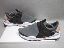 Nike Damen Sock Dart SE