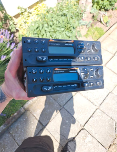 Oldtimer w124 mercedes radio - oldtimer,