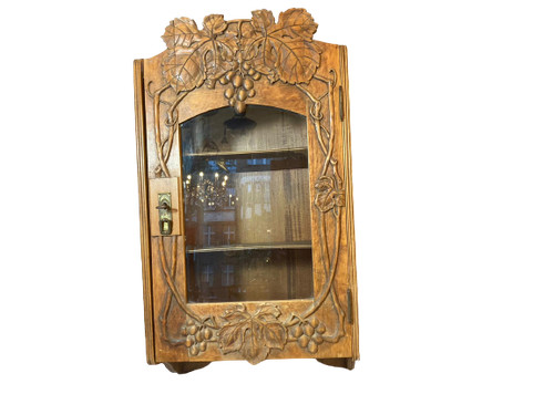 Hängeschrank mit