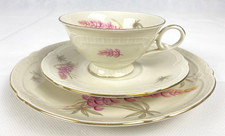 Sammeltasse 3 tlg. Seltmann Weiden elfenbein, rosa Lupinen