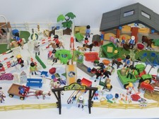 Playmobil Reiterhof 3120 Pferde Ponnyhof Ranch Reitstall Turnier Trecker im Set