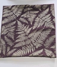 DEPOT ? Deko Kissenhülle  ? Weinrot mit Goldfarn ? 45x45 ? 