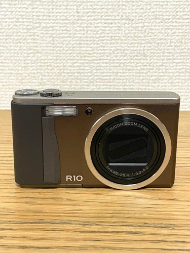 Ricoh r10 kompakte - ricoh,