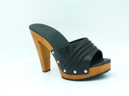 Pantolette mit holzsohle und - pantolette,