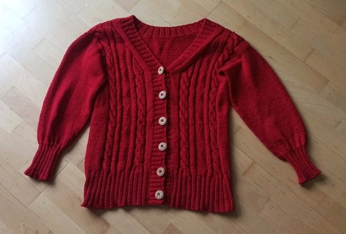 Selbstgemachte strickjacke - selbstgemachte,