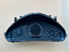 Mercedes Benz E W211