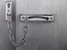 2 Türketten Türsicherung