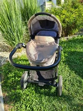 Mutsy Kinderwagen mit Wanne