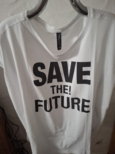 Weißes tshirt mit schwarzen - mit,