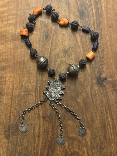 Traditionelle alte halskette - traditionelle,