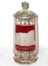 Alter rubinroter Glaskrug Krug