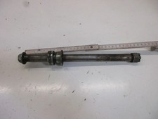 1. Kawasaki GPX 750 R ZX 750 F Steckachse hinten 20 mm Achse Hinterrad Felge