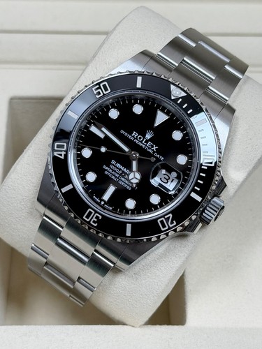 Rolex submariner date - rolex,