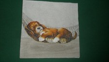 3 Servietten (33 cm), Schlafender Hund in einer Hängematte, träumt von Knochen  