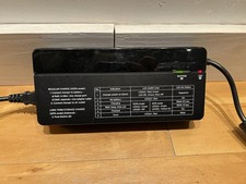 Giant GLI270AA E Bike Ladegerät 6A 41.8V