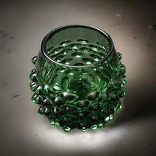 Trinkbecher Noppenglas grün
