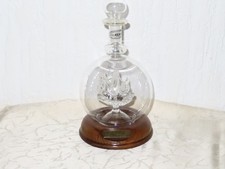 Digging ship bottle ship