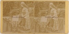 Junge Frau Mit Historischer