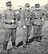 Org.Foto, Gebirgsjäger mit Bergmütze Abzeichen, Gruß aus Osten 1942