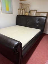Kare Design Doppelbett in Lederoptik kpl. mit Lattenrosten und Matratzen wie neu