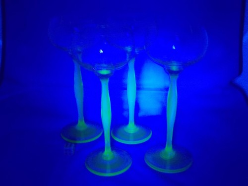 Vier antike jugendstil - vier,