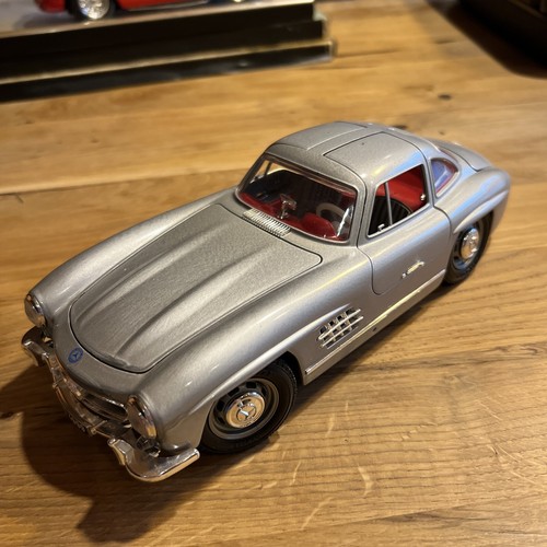 Burago modellauto mercedes - modellauto,