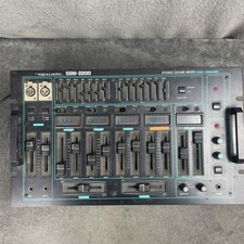 Realistic Stereo Audio Mixer