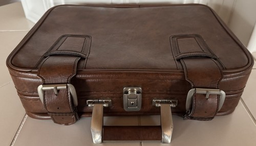 Vintage kunstleder koffer - vintage, kunstleder-koffer