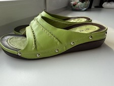 TMA Eyes, Damenschuhe