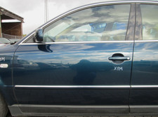 Tür vorne links VW Passat 3B