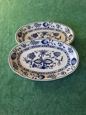 2 servierplatten,zwiebelmuster, triptis porzellan, oval ca 23 cm, gebraucht